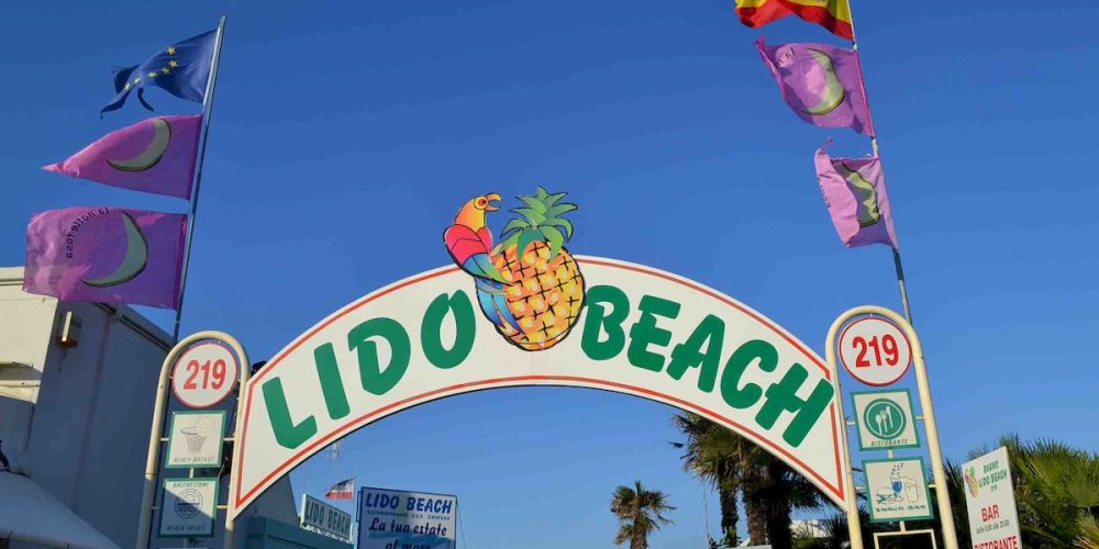 Casting Call La Perla Beach